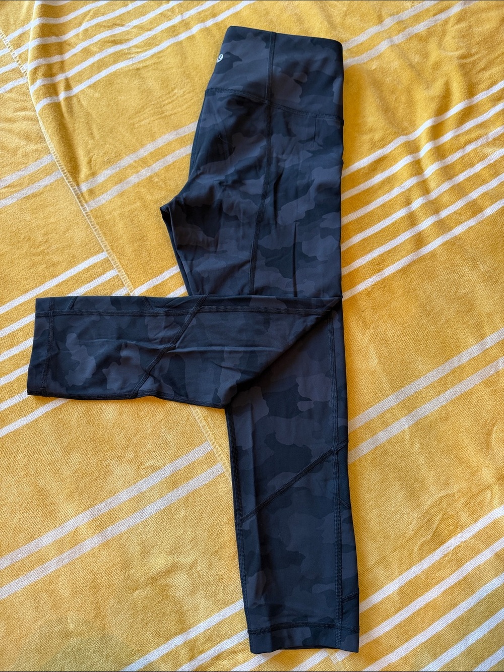 Lululemon Athletica Black Camo Performance Leggings